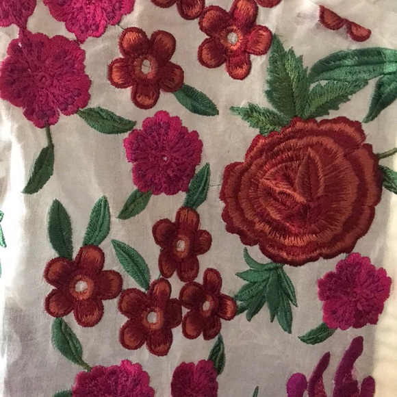 Gorgeous 2 piece embroidered overcoat - Picture 2 of 4